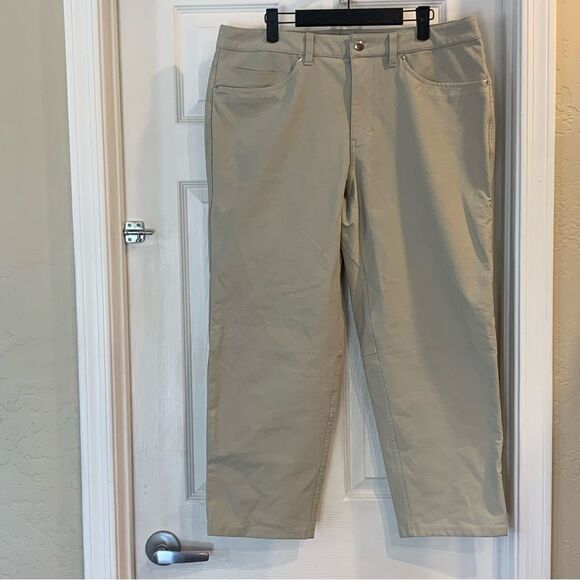 Lululemon ABC Relaxed-Fit Crop Pant *Utilitech
Raw Linen Size 34 - Picture 3 of 10